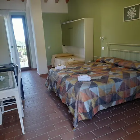 La Sarticola Feriegård Luni